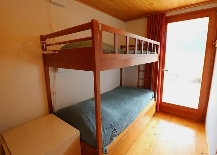 Kiri 8 Personnes Sur Les Hauteurs D