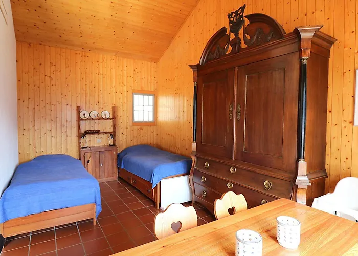 Kiri 8 Personnes Sur Les Hauteurs D *